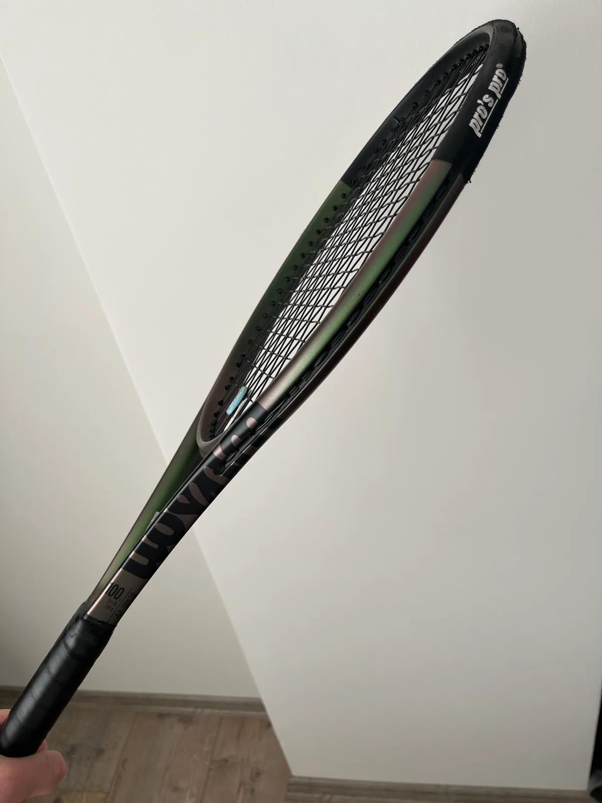 Wilson blade v8 raket