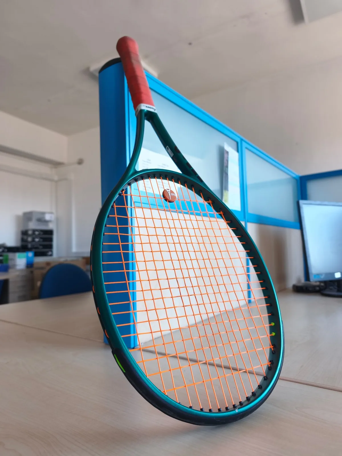 Wilson Blade v9