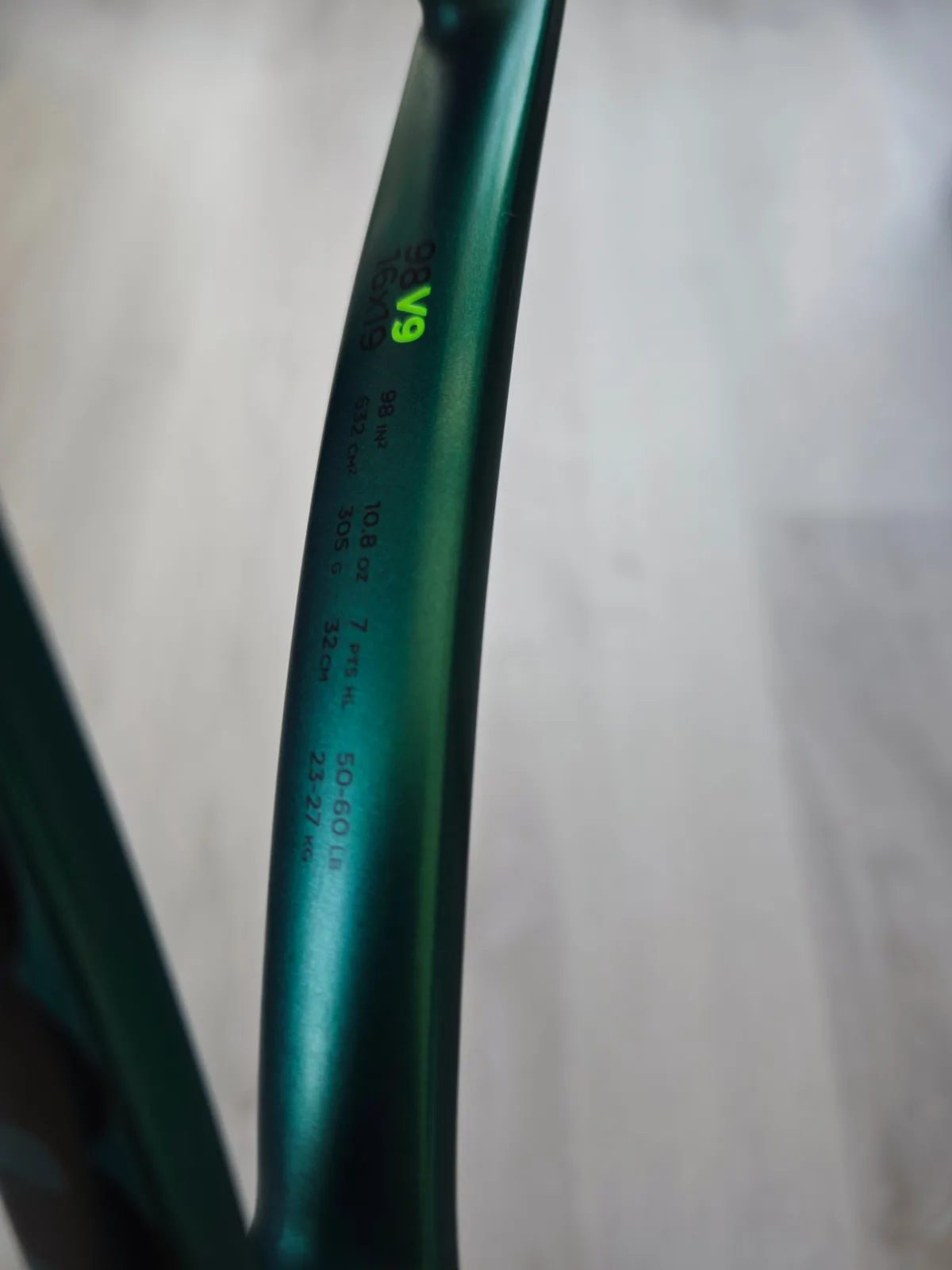 Wilson Blade v9