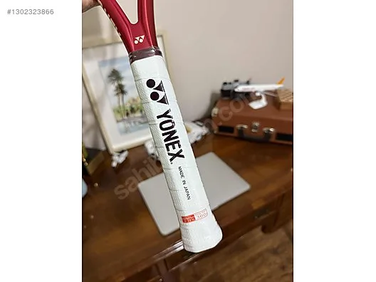 Yonex Vcore 100 L2 300 gr Ruby Red 2026 Tenis Raketi